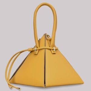 Woman’s Pyramid Purse